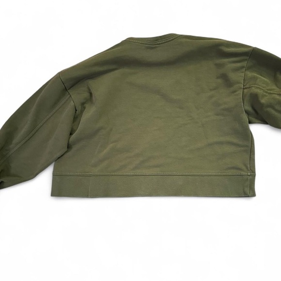 Women’s Nike Swoosh Crewneck Sweatshirt in Olive Green size Medium - Picture 5 of 6